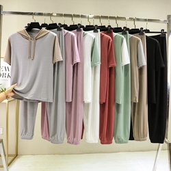 Летний женский костюм с к..