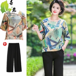 Летний комплект: футболка..