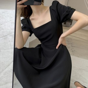 Элегантное черное платье ..