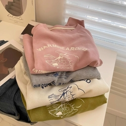 Женский свитер Анимация в..