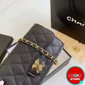 Женская сумочка Chanel 20..